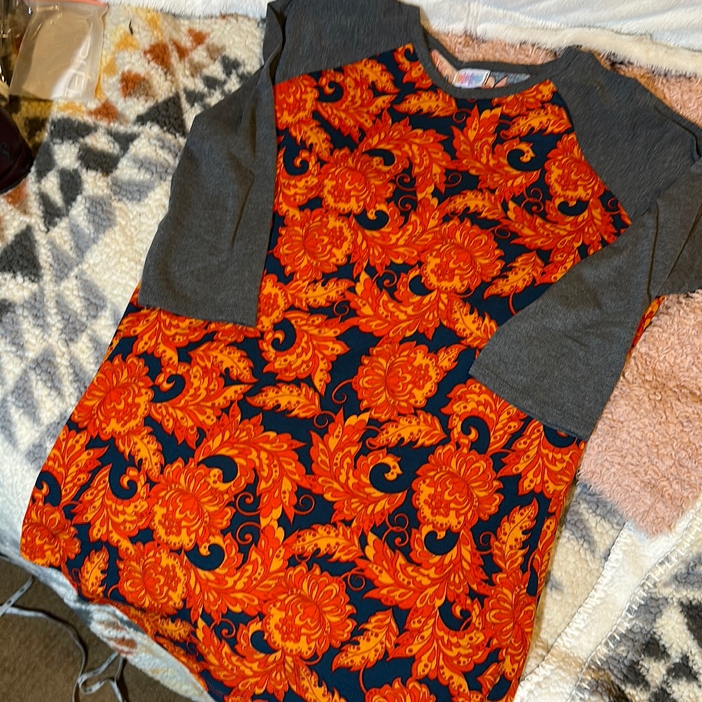 Like New LLR Randy top-paisley *bogo*